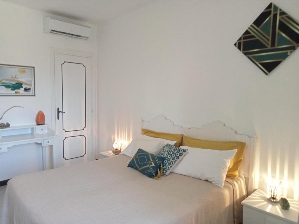 La Rosa Dei Venti Bed & Breakfast La Caletta Bagian luar foto